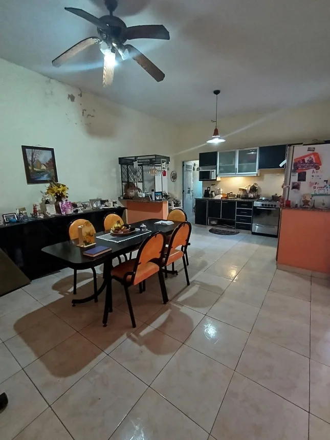 PH de 5 ambientes en venta en El Palomar, Sargento Cabral 200