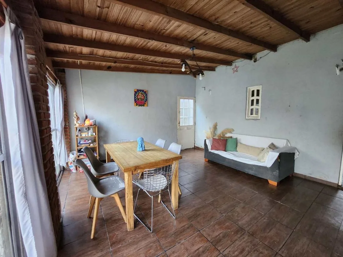 Casa de 3 ambientes en venta en Aldo Bonzi, San José 2300
