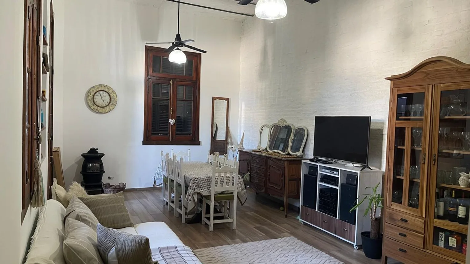 Casa dúplex de 4 ambientes en venta en Villa del Parque, Condarco 2500
