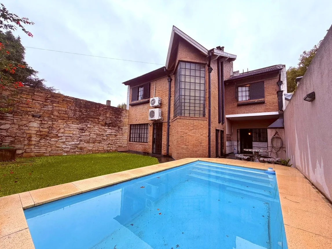 Casa en venta en Lomas de Zamora, foto 2