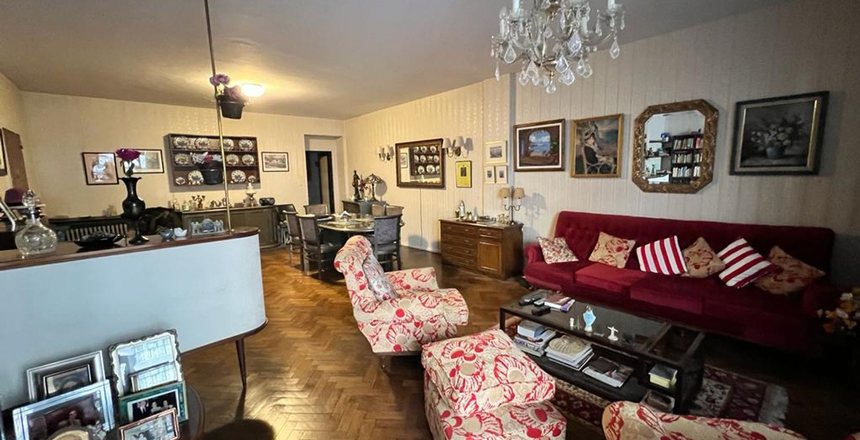 Venta en Palermo Semipiso de 5 Amb. con cochera