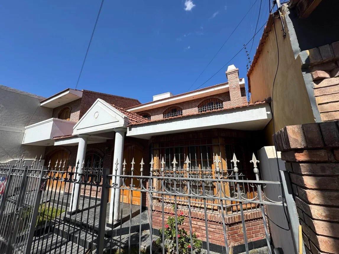 Casa en venta en Guaymallén, foto 2
