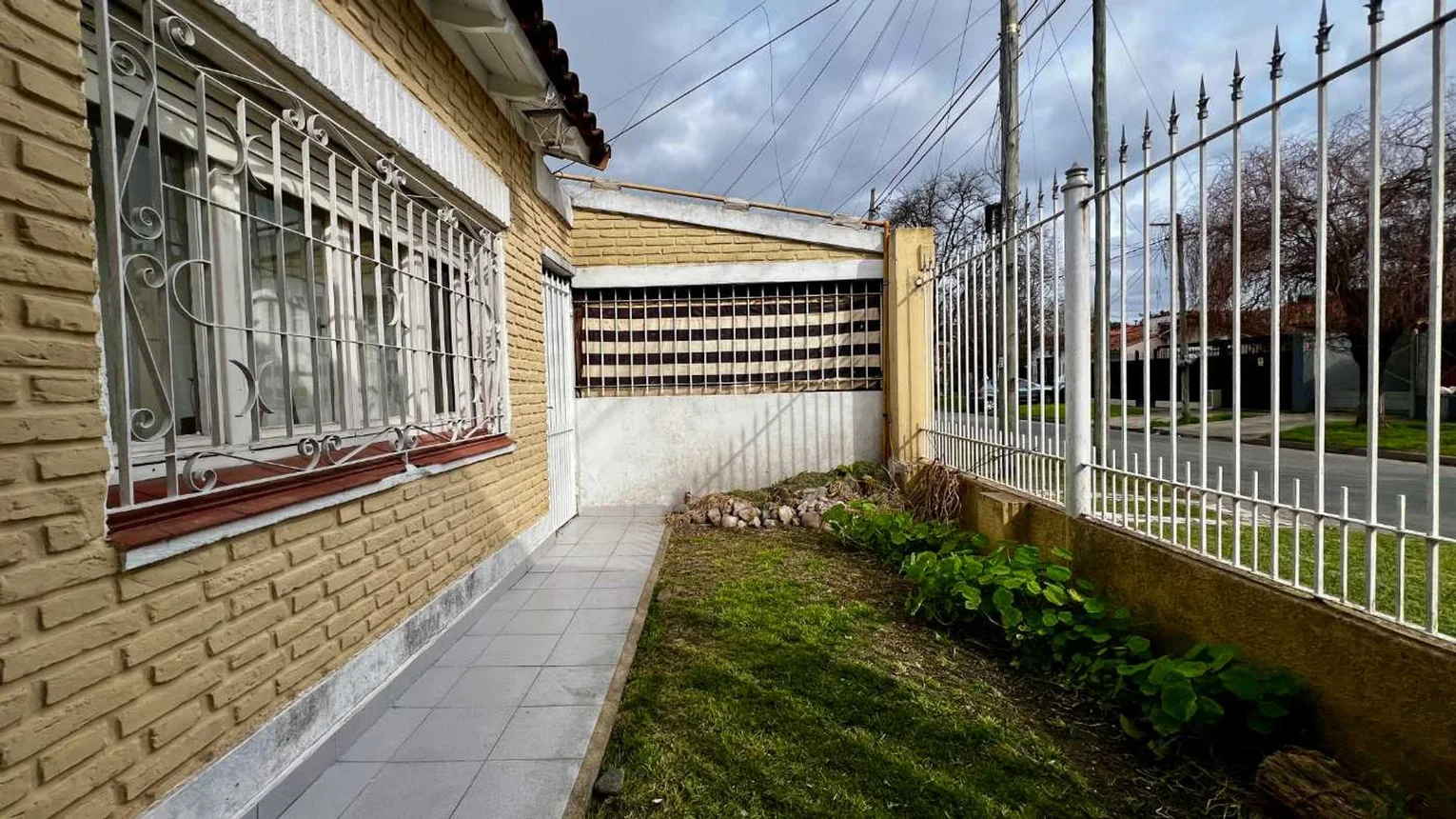 Casa de 4 ambientes en venta en Longchamps, Provincia de Chaco 1400, foto 3