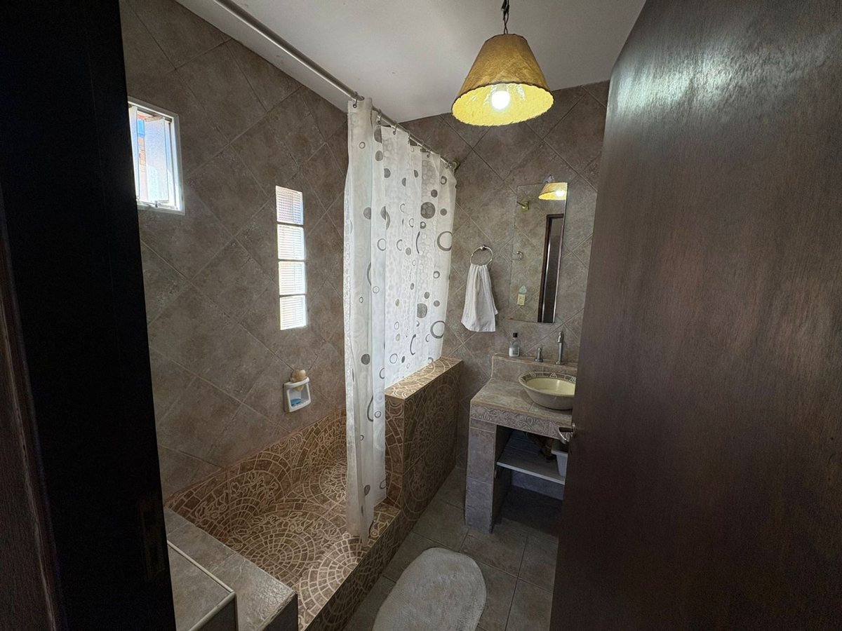 CASA 4 DORMITORIOS VENTA GRAND BOURG SALTA - foto 19