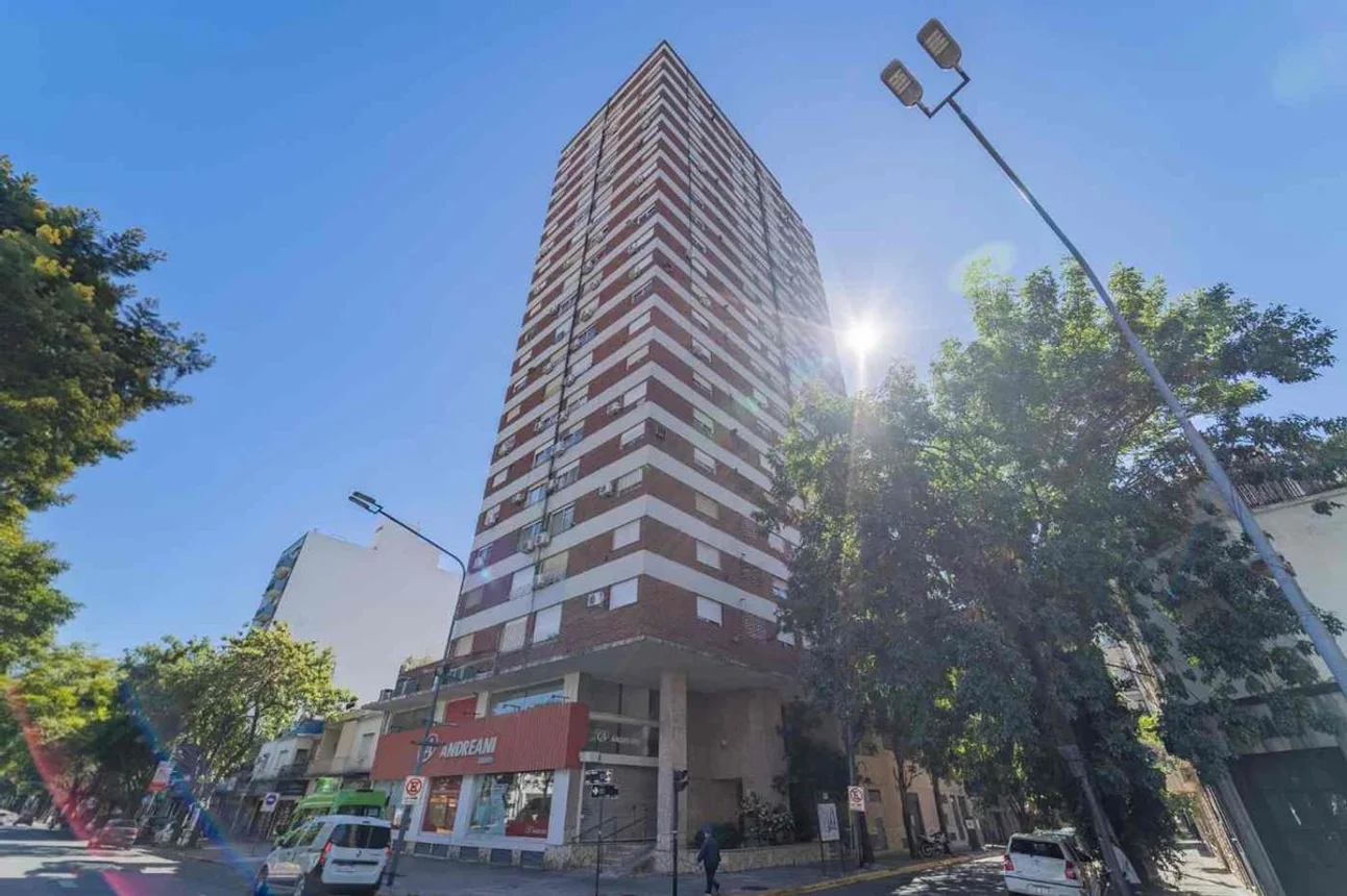Departamento de 3 ambientes en venta en Vicente López, Avenida Maipú 1900, foto 3