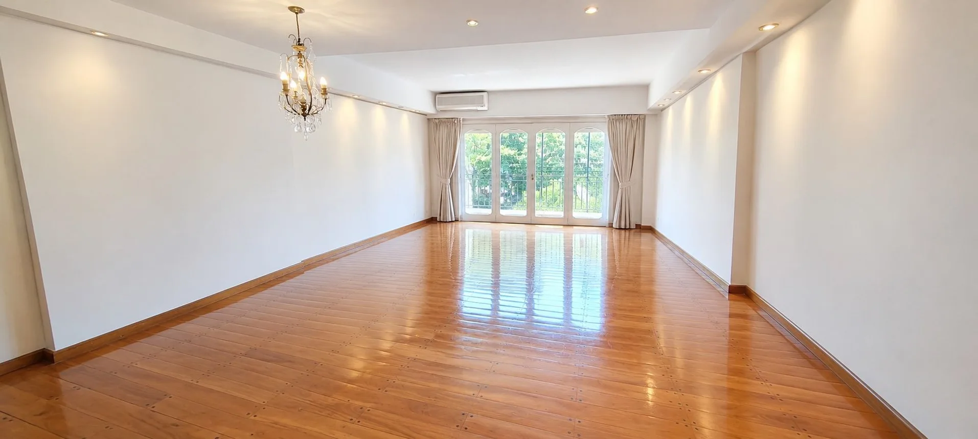 Semipiso de 5 ambientes en venta en Barracas, Defensa 1700, foto 2