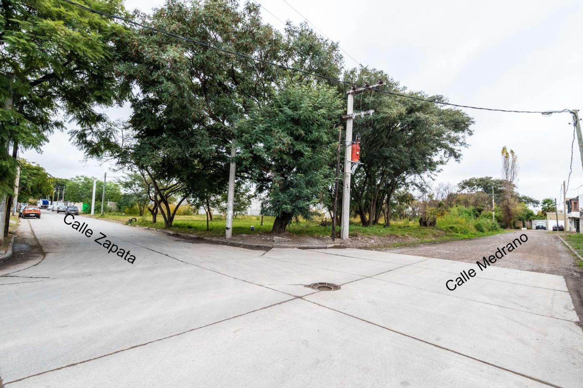TERRENO VENTA ESQUINA ZONA SUR APTO GALPON 3384M2 - foto 2