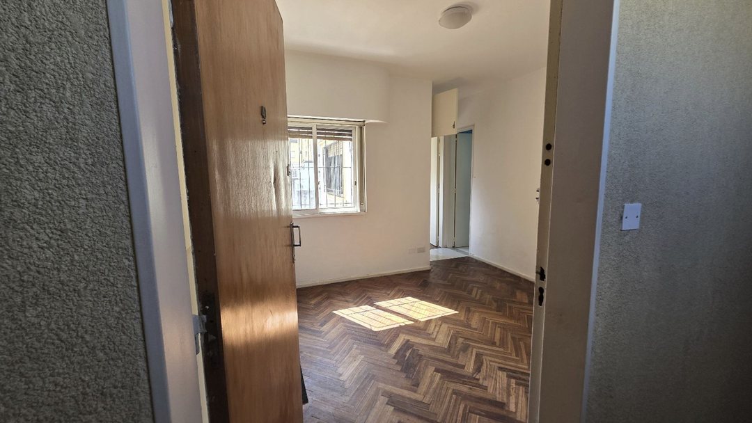 Alquier, Almagro departamento 2 ambientes todo luz