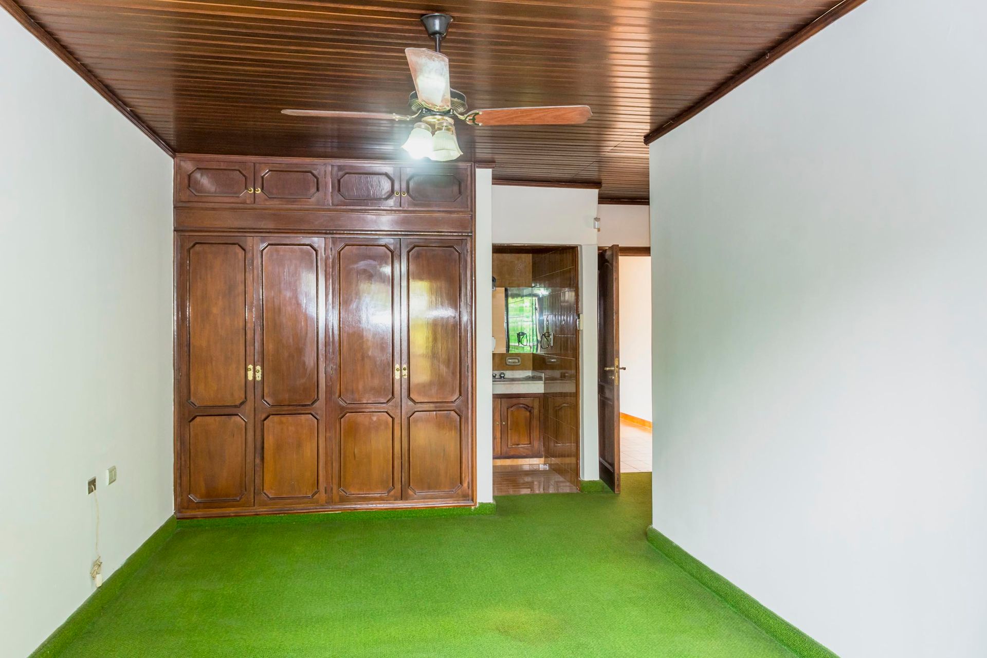 CASA 4 DORMITORIOS VENTA MACROCENTRO SALTA - foto 16