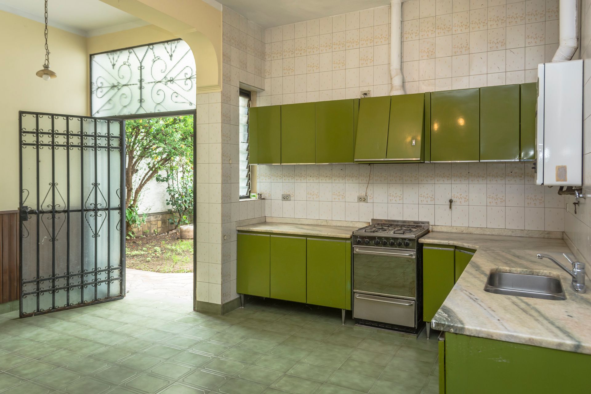 CASA 4 DORMITORIOS VENTA MACROCENTRO SALTA - foto 6