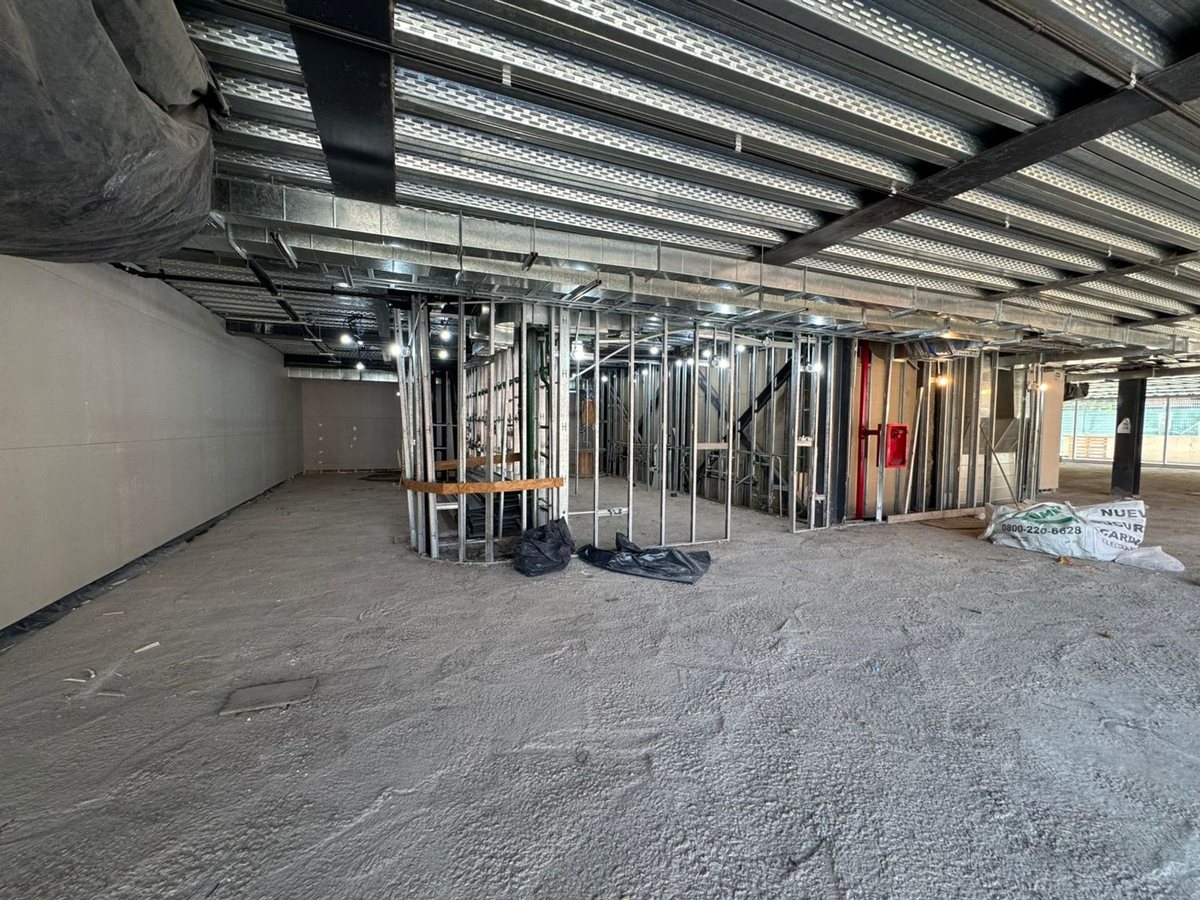 Foto 9 — ALQUILER LOCAL COMERCIAL/OFICINAS MARTINEZ