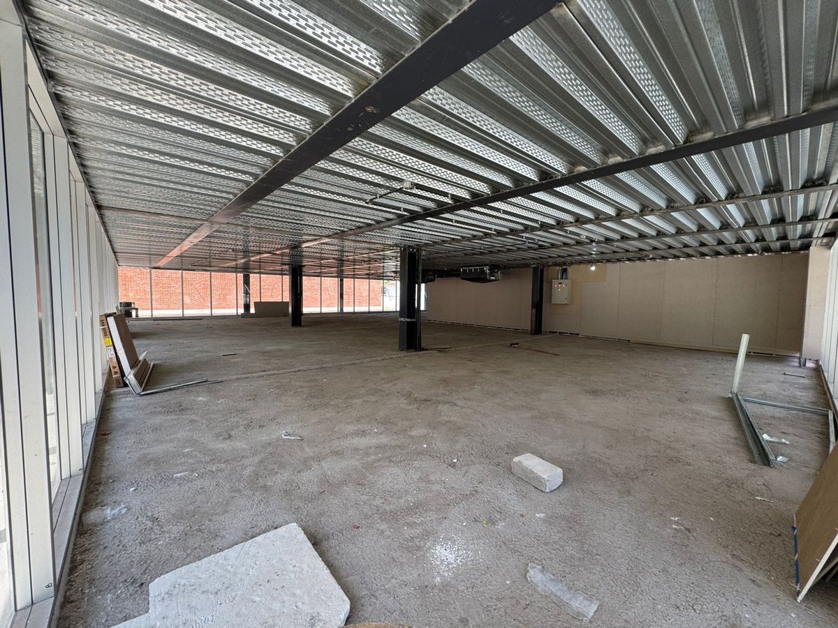 Foto 5 — ALQUILER LOCAL COMERCIAL/OFICINAS MARTINEZ