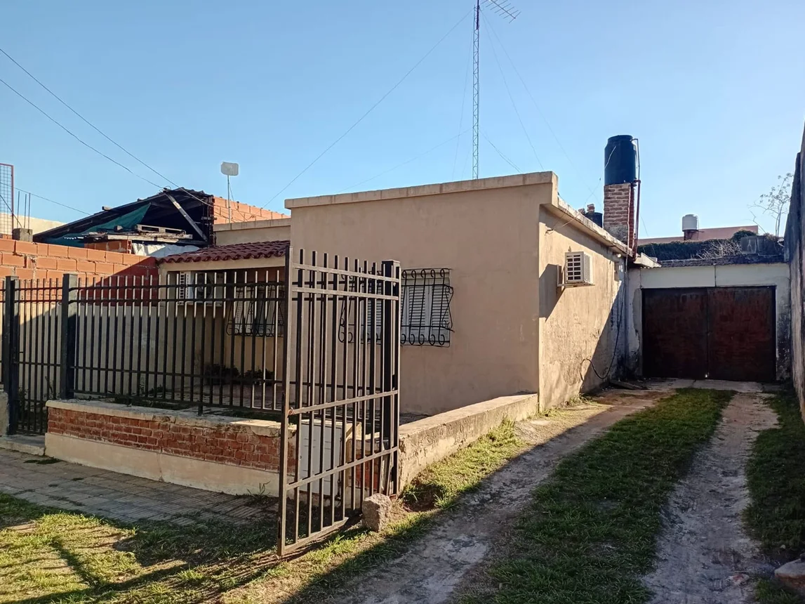 Casa 2 dormitorios a refaccionar, paraná, foto 1