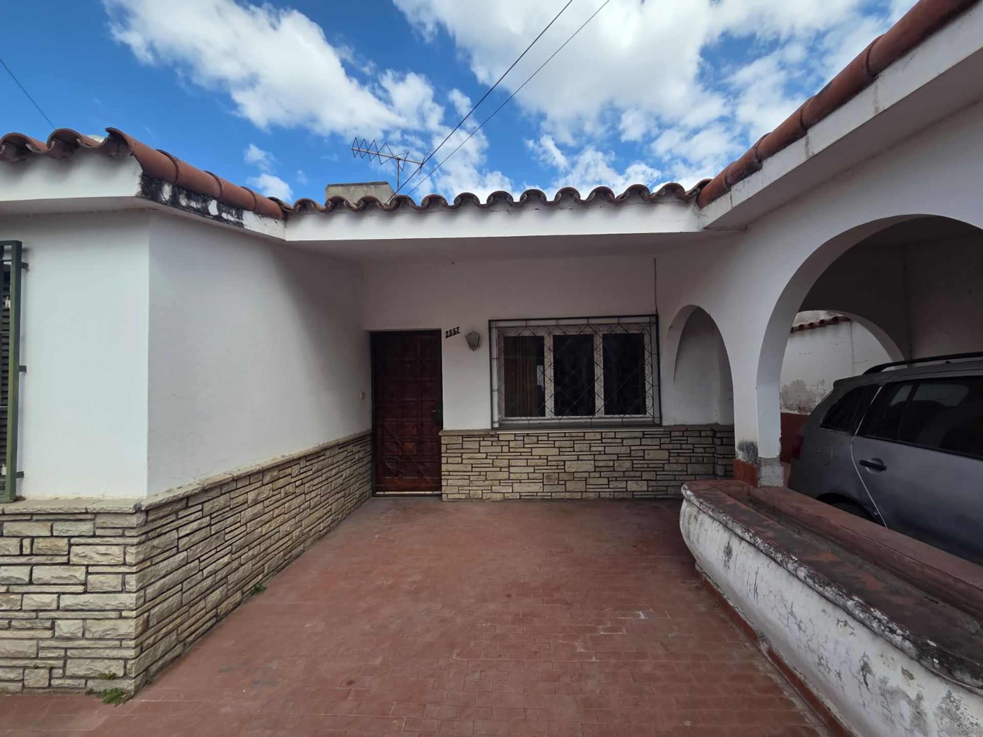 CASA A RECICLAR EN VENTA CALLE ESPAÑA 2300 - foto 9