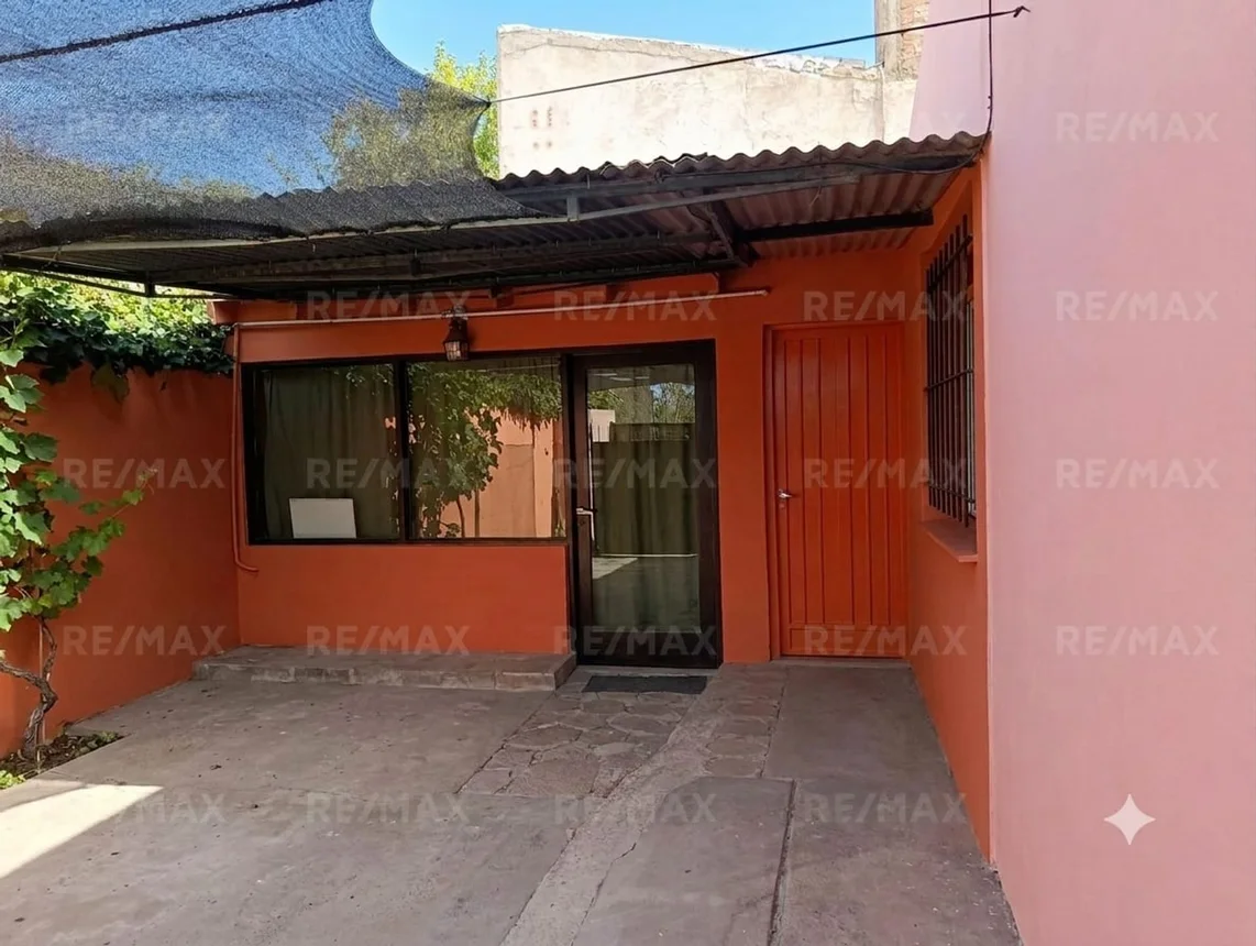 Casa en venta en Neuquén, foto 2