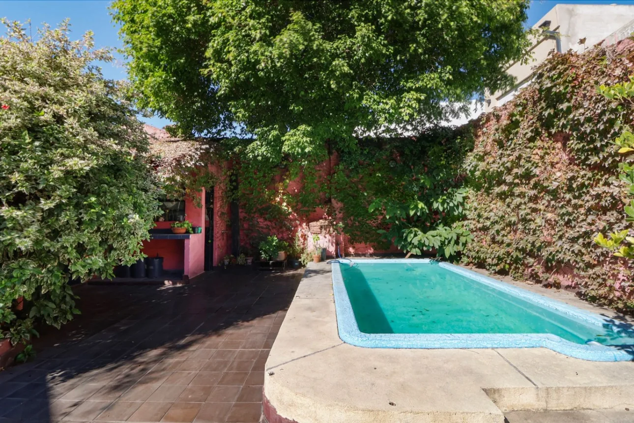 Casa de 5 ambientes en venta en Saavedra, Avenida General Paz 3100, foto 2