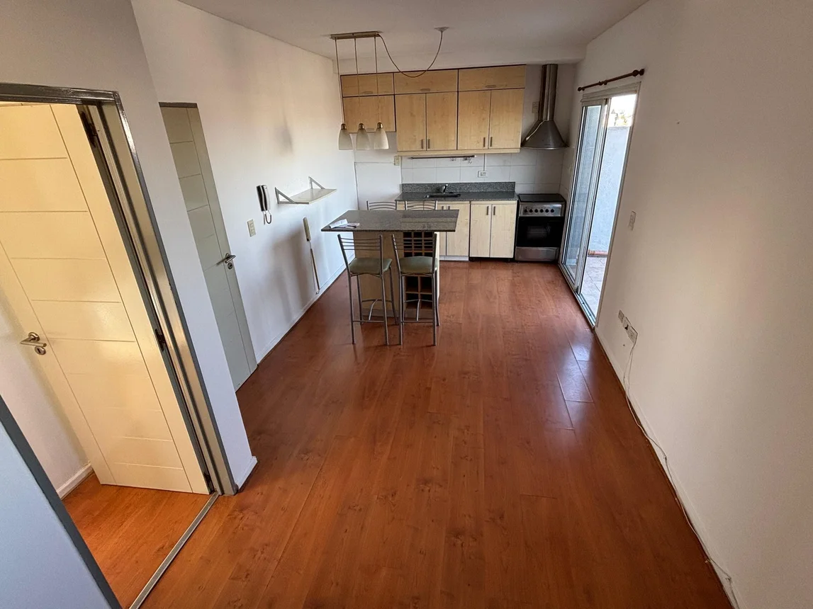Departamento en venta en Caseros, foto 2