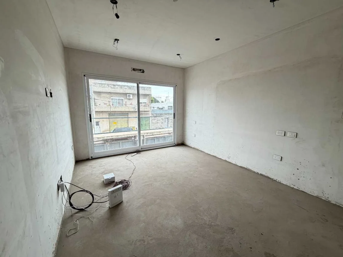 Casa tríplex en venta en San Justo, foto 3