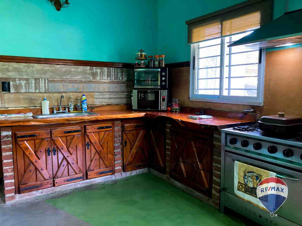 Foto 13 — CASA EN VENTA EN BARRIO EL TRÉBOL CON PILETA