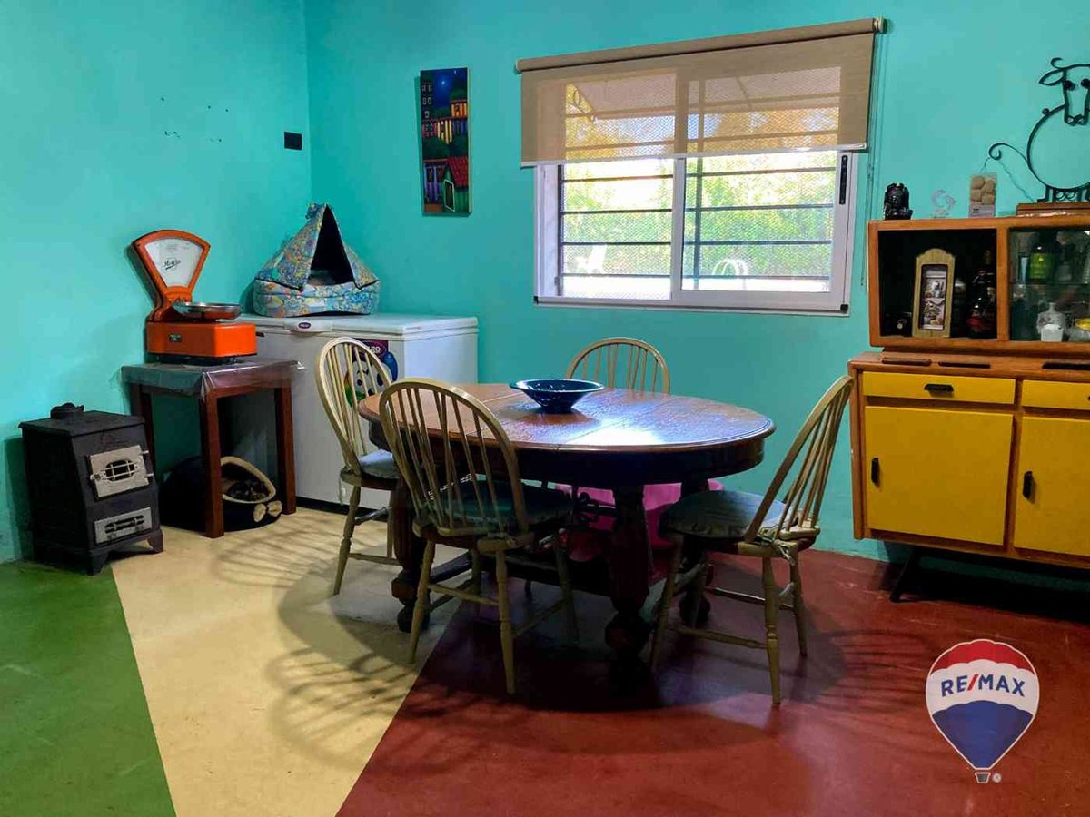 Foto 15 — CASA EN VENTA EN BARRIO EL TRÉBOL CON PILETA