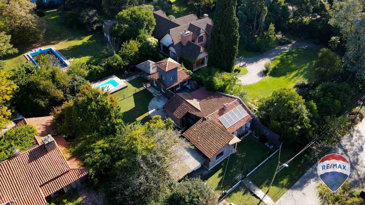 Foto 23 — CASA EN VENTA EN BARRIO EL TRÉBOL CON PILETA