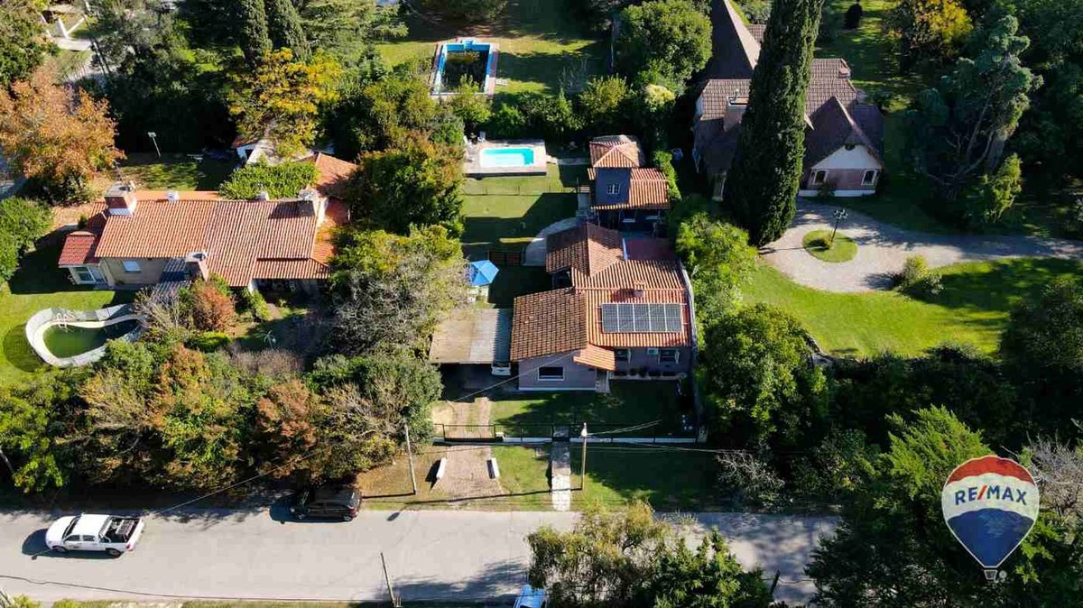 Foto 21 — CASA EN VENTA EN BARRIO EL TRÉBOL CON PILETA