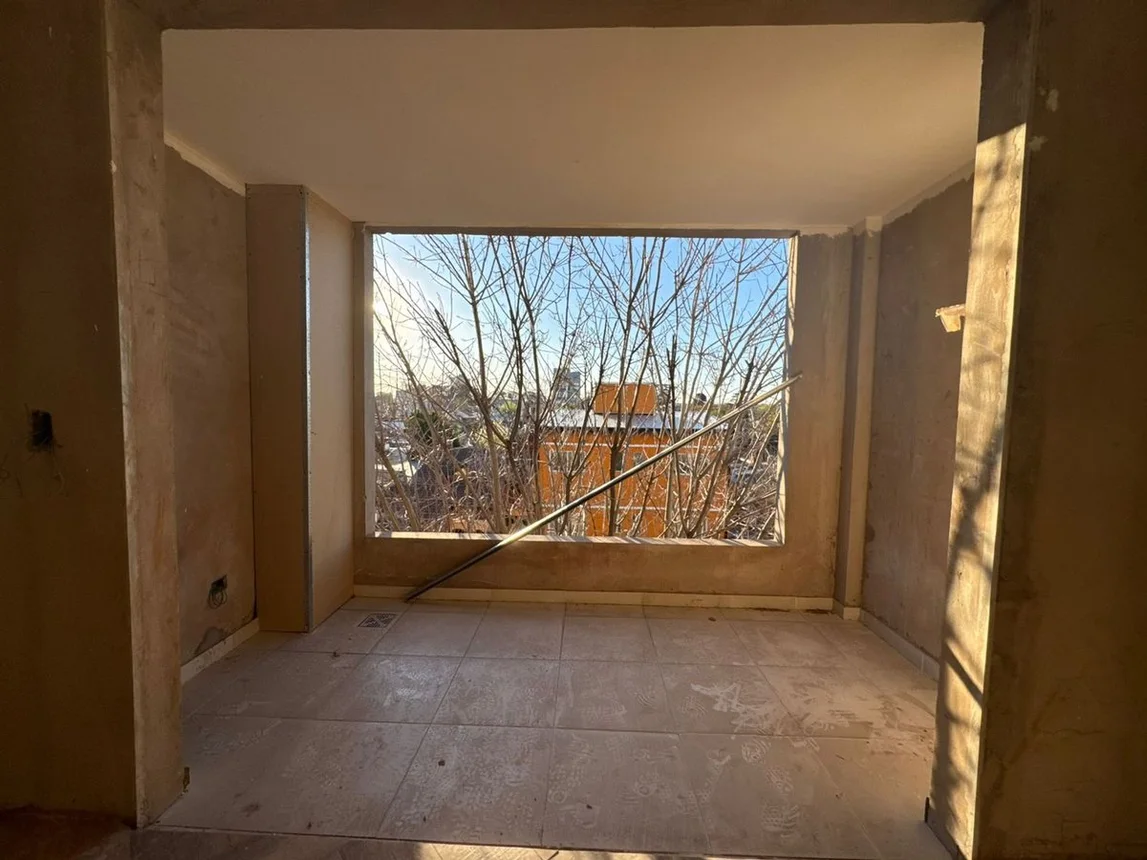 Piso de 3 ambientes en venta en San Miguel, España 600, foto 3