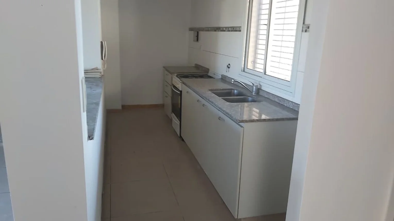 Departamento de 3 ambientes en alquiler en Godoy Cruz, Leandro Alem 2600, foto 3