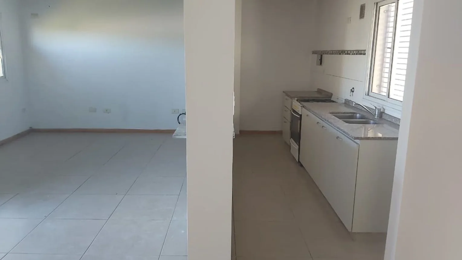 Departamento de 3 ambientes en alquiler en Godoy Cruz, Leandro Alem 2600, foto 5