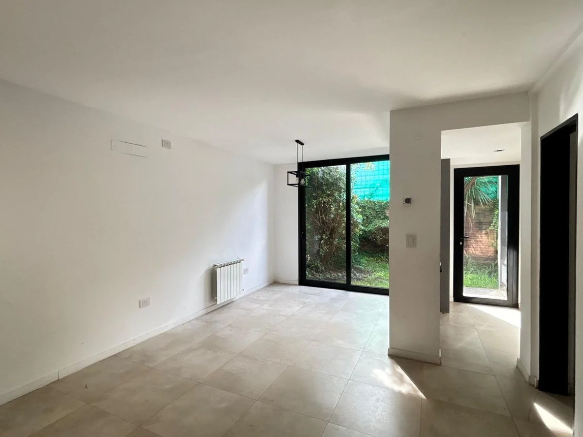 Casa dúplex en venta en Manuel B. Gonnet, foto 2