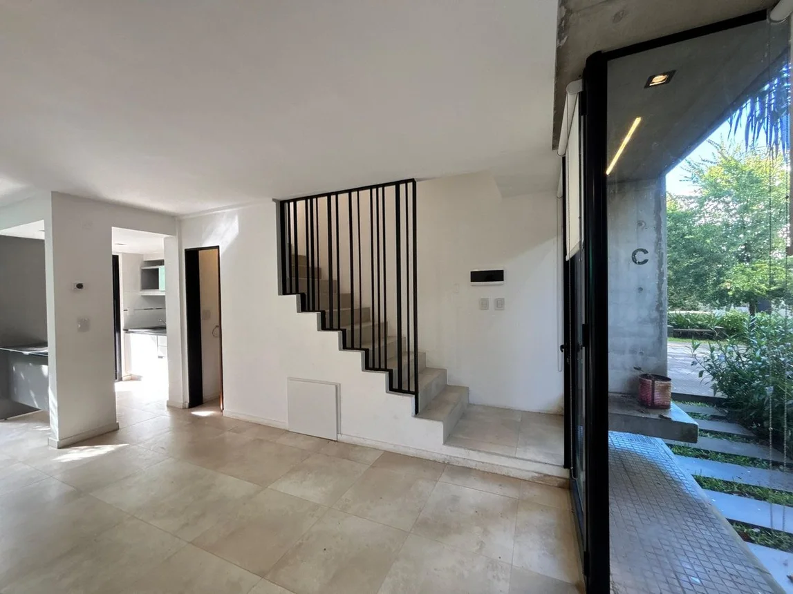 Casa dúplex en venta en Manuel B. Gonnet, foto 3