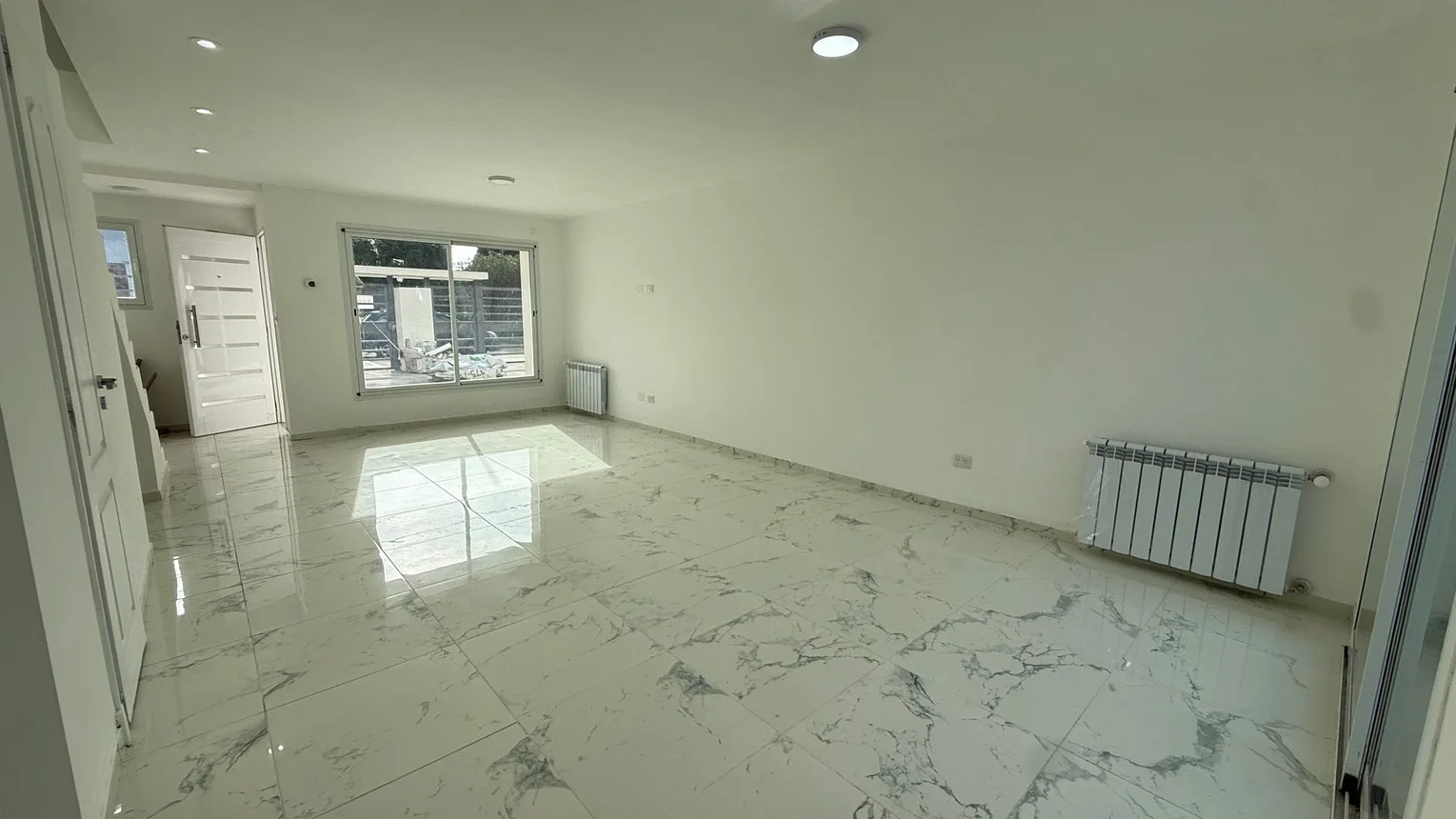 Casa dúplex de 3 ambientes en venta en Mar del Plata, Giacobini 2700, foto 3