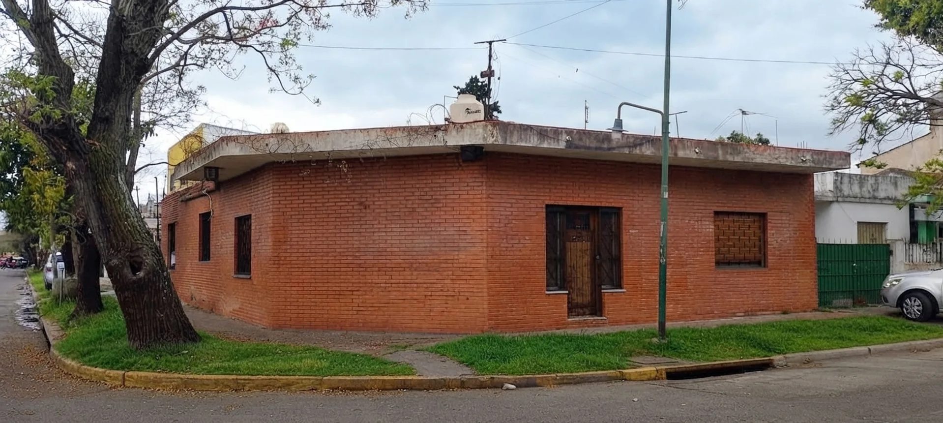 Casa de 5 ambientes en venta en Beccar, Clemente Onelli 2400, foto 2
