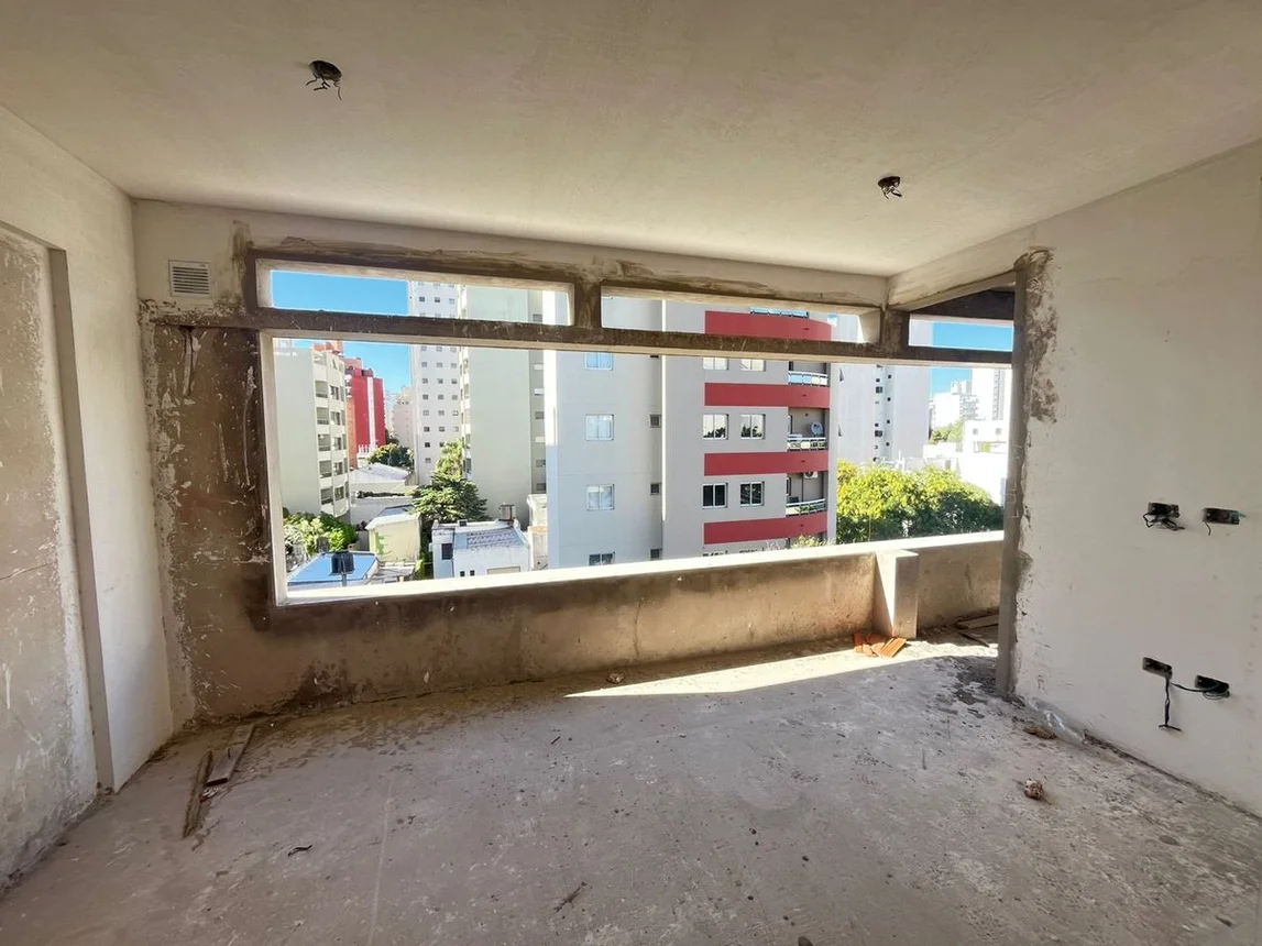 Departamento en venta en La Plata, foto 3