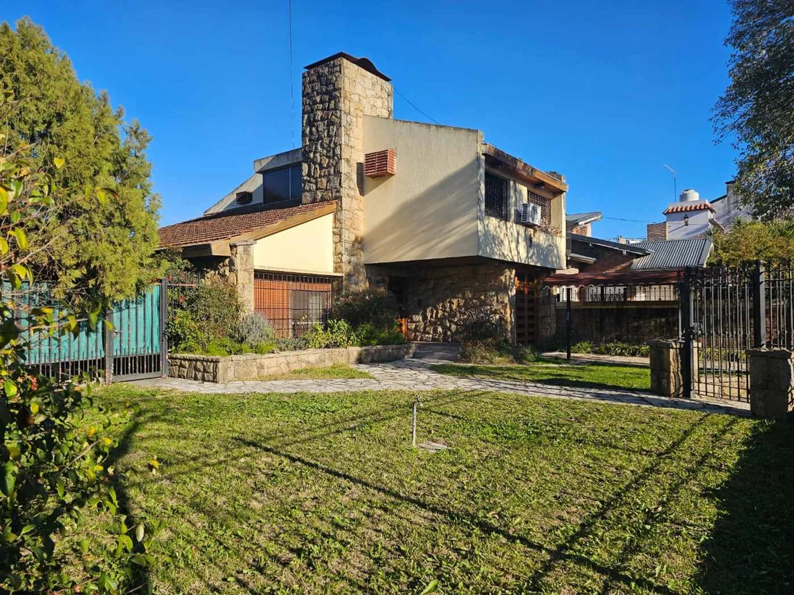 Casa en venta en Hurlingham