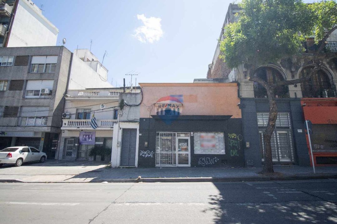 Casa en venta 6 ambientes en Daniel Fernández Crespo 1800, Centro, Centro, Montevideo