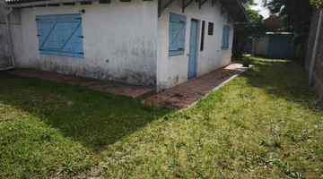 Casa en venta en el Tesoro, apta comercio.