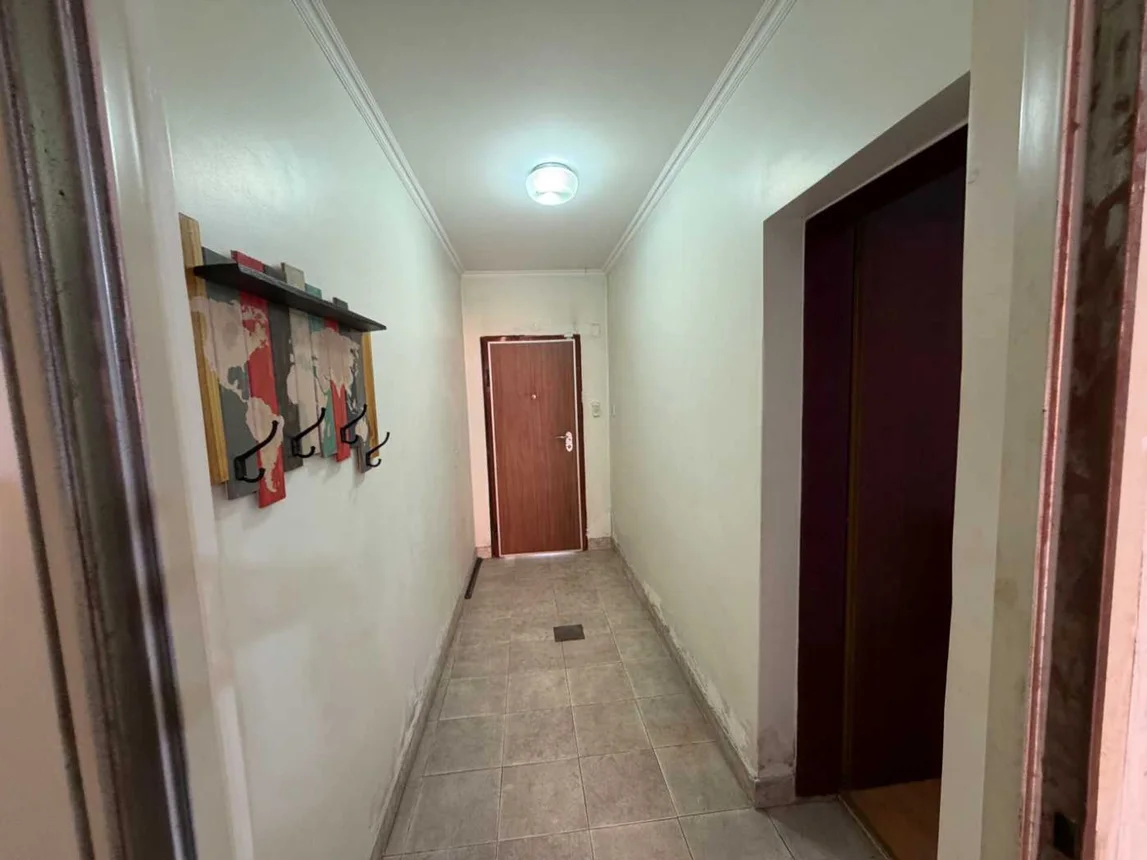 Casa de 6 ambientes en venta en Valentín Alsina, Tuyutí 3200, foto 2
