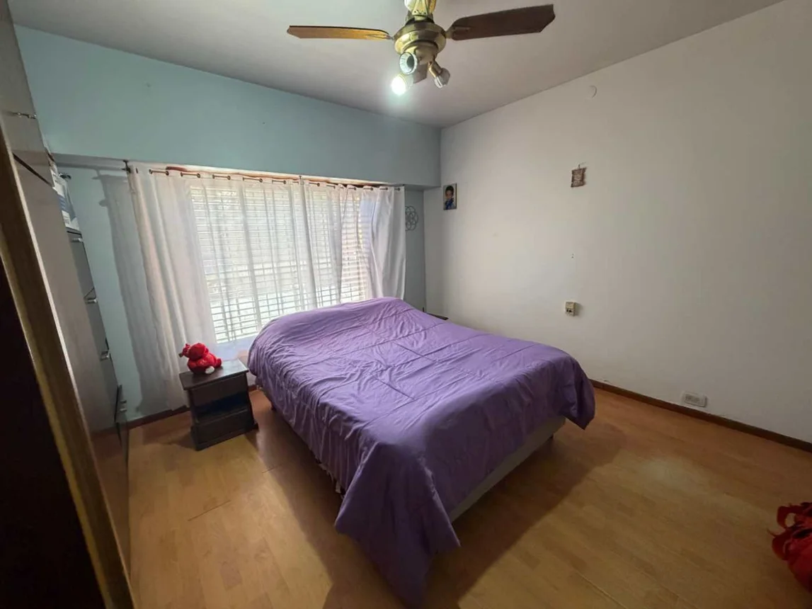 Casa de 6 ambientes en venta en Valentín Alsina, Tuyutí 3200, foto 3