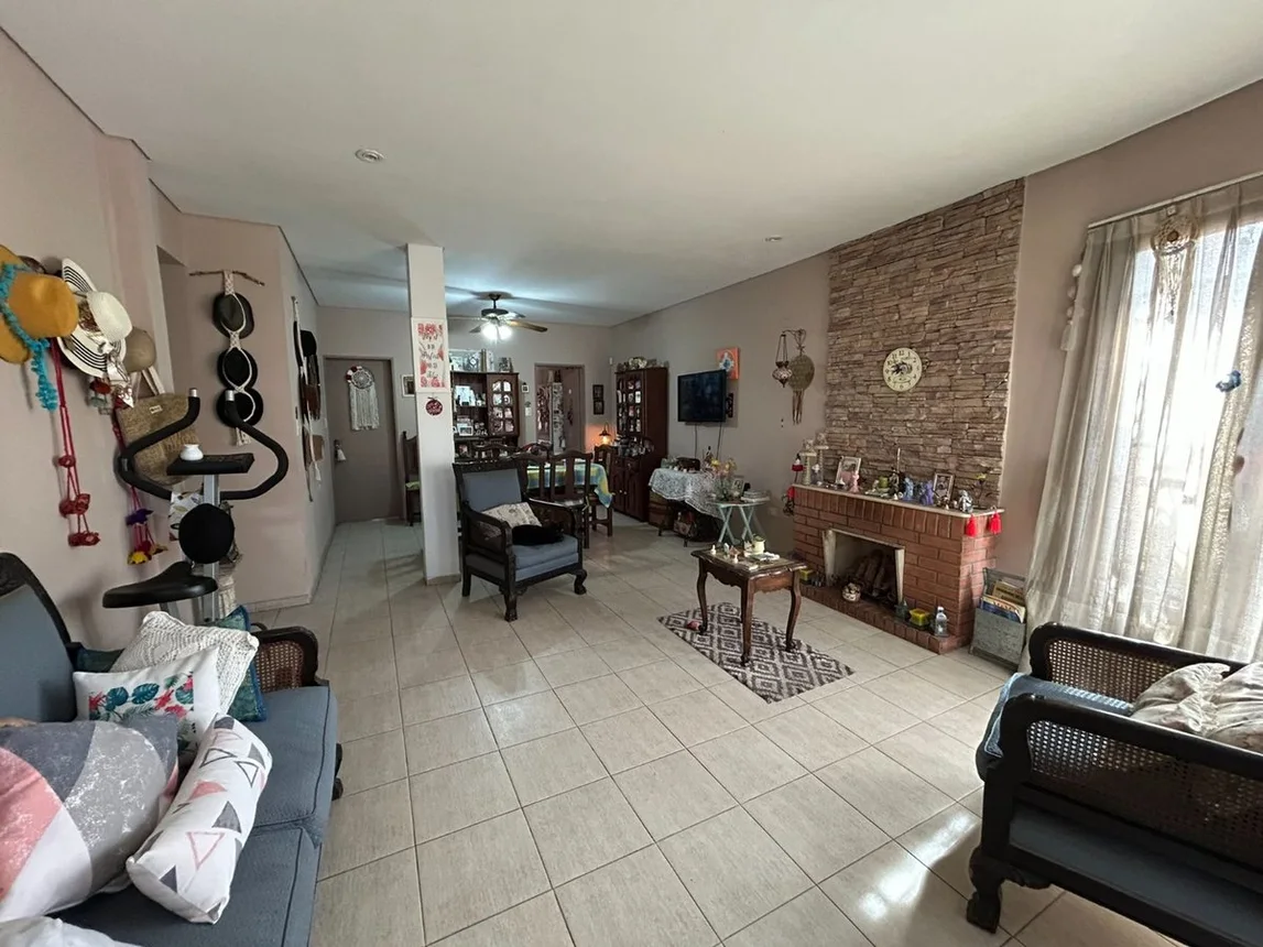 Casa de 4 ambientes en venta en Santos Lugares, San Carlos 1300, foto 4