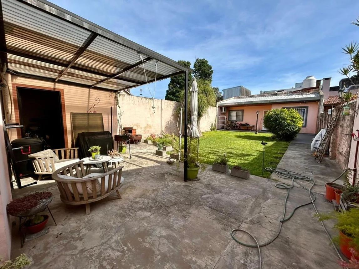 Casa de 4 ambientes en venta en Santos Lugares, San Carlos 1300, foto 2
