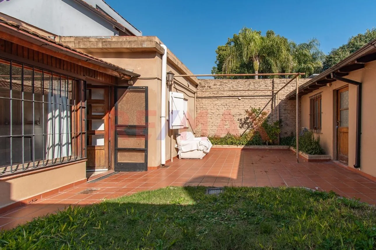 Venta casa 3 ambientes con parque hurlingham, foto 5