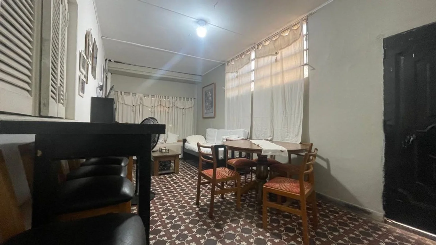 Casa de 5 ambientes en venta en Valentín Alsina, Coronel Molinedo 1200, foto 2