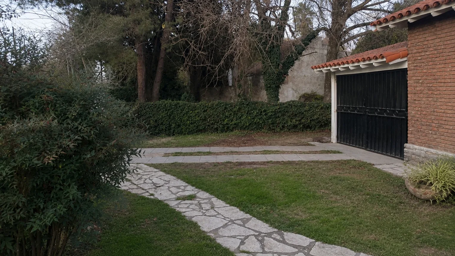 Casa de 5 ambientes en venta en Longchamps, Manuel Belgrano 1800, foto 2