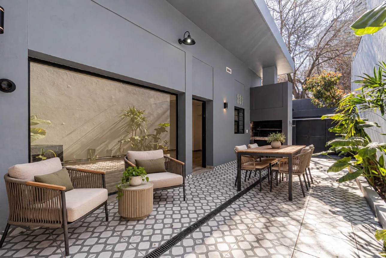 Alq casa 4 amb luminosa en villa crespo con patio, foto 1