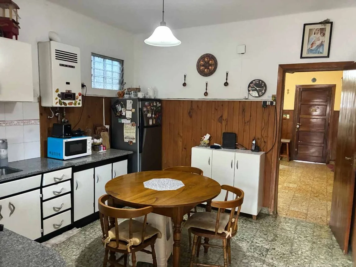 Casa de 3 ambientes en venta en Victoria, Juan Crisol 1800