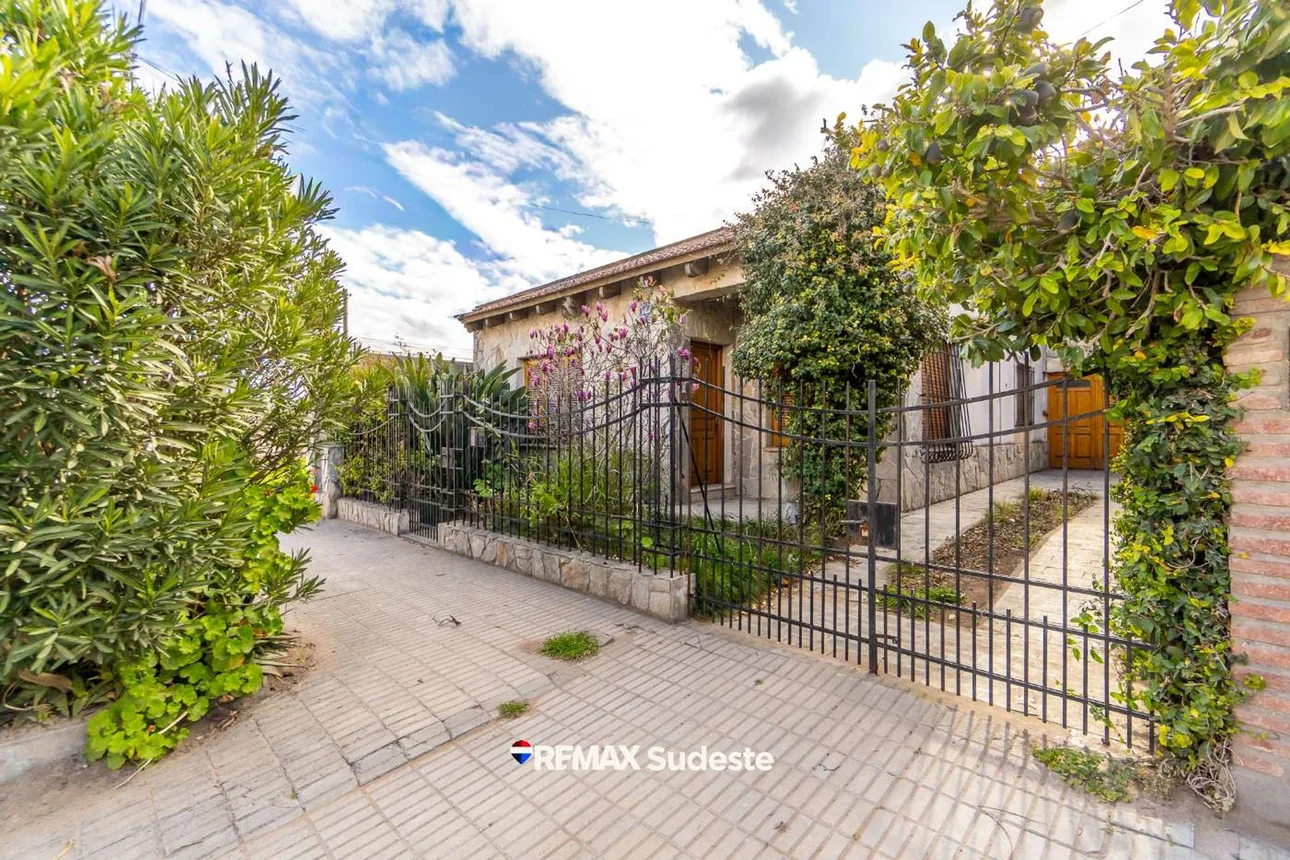 Casa en venta en Bahía Blanca, foto 2