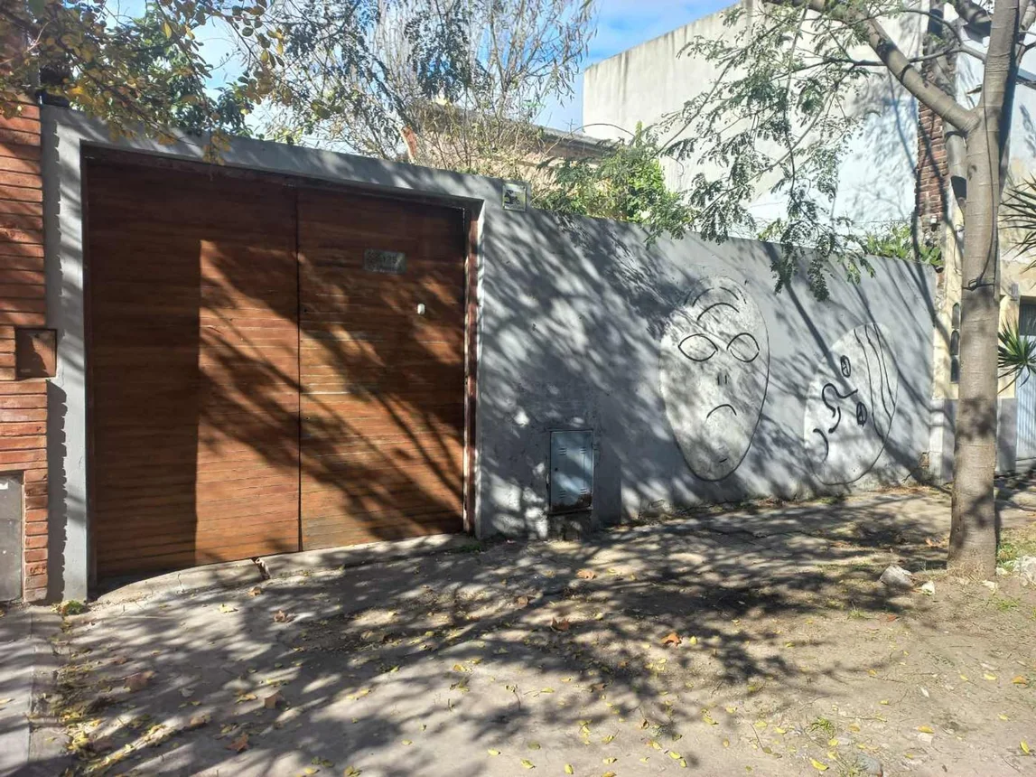 Casa en venta en Sarandí, foto 2