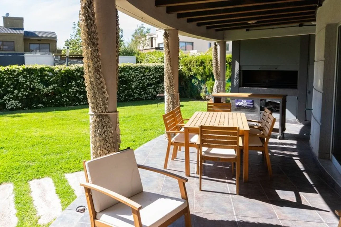 Casa en venta en Guaymallén, foto 4