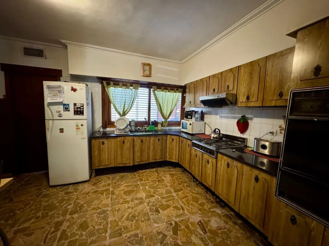 Casa de 4 ambientes en venta en Valentín Alsina, Jose Ignacio Rucci 700, foto 3